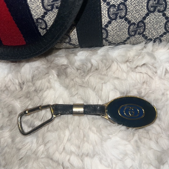 Gucci 💙 - Picture 8 of 8